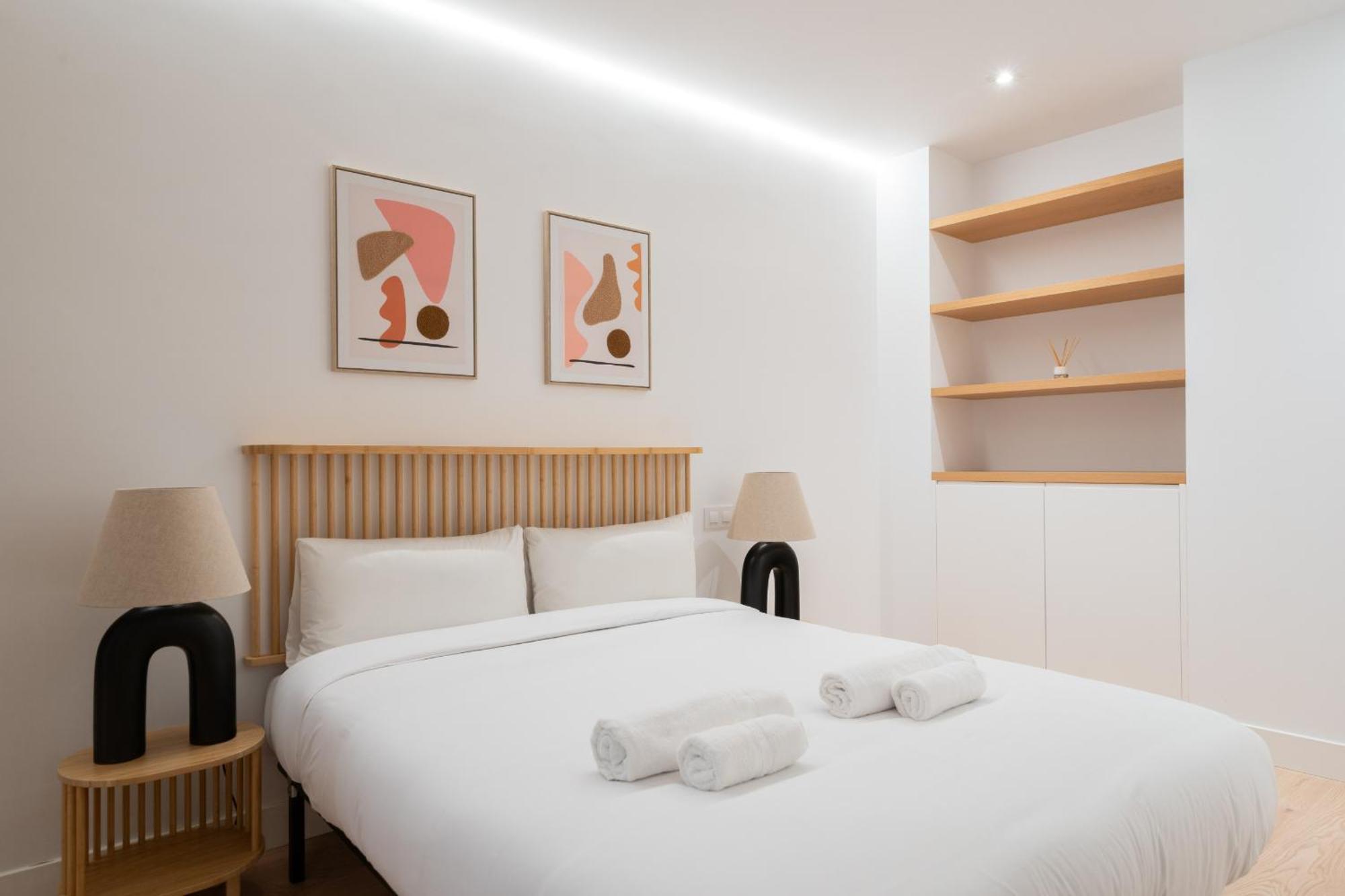 Apartamento Reformado Para 6 Personas En Plena Gran Via Alquiler Temporal Madryt Zewnętrze zdjęcie