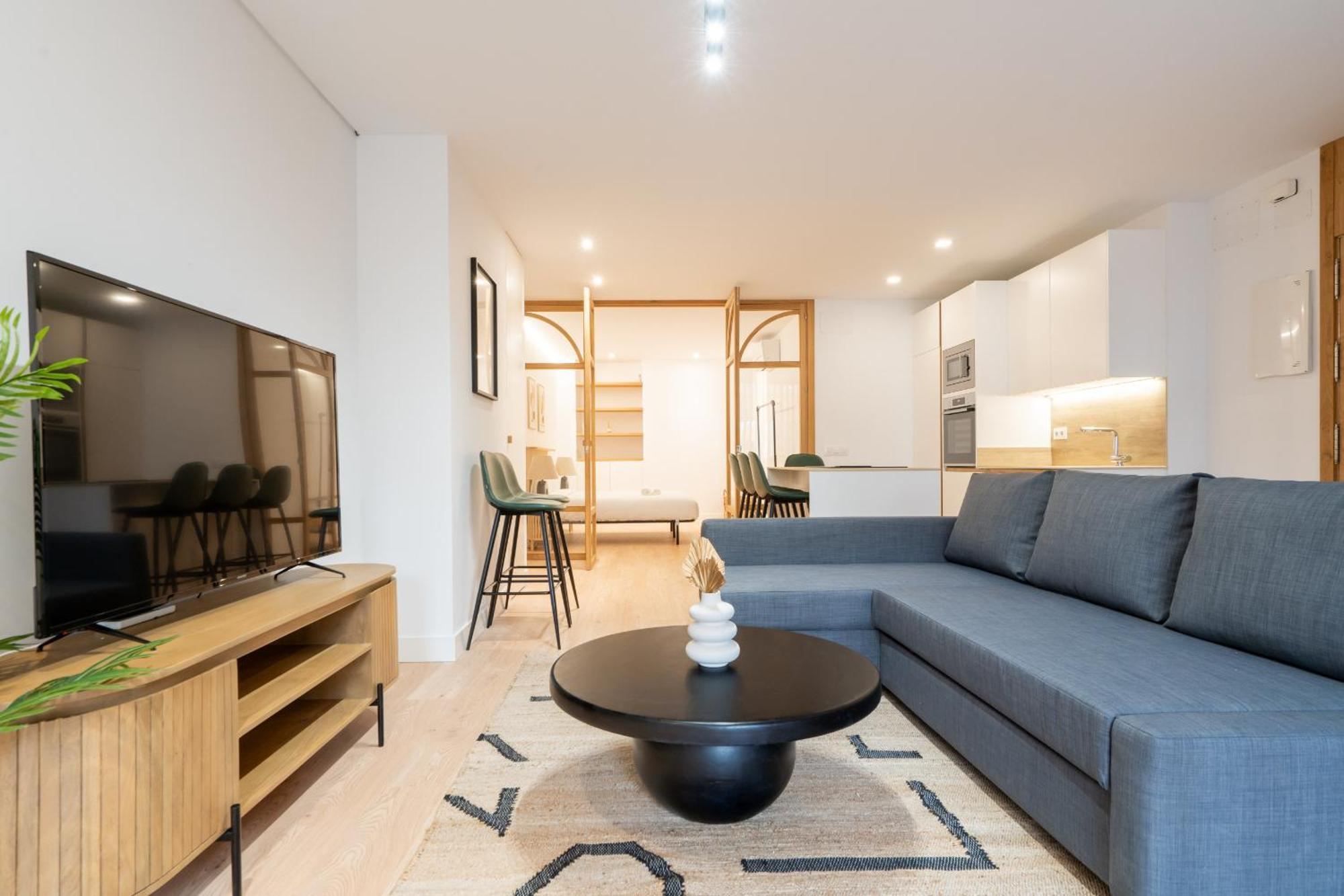 Apartamento Reformado Para 6 Personas En Plena Gran Via Alquiler Temporal Madryt Zewnętrze zdjęcie