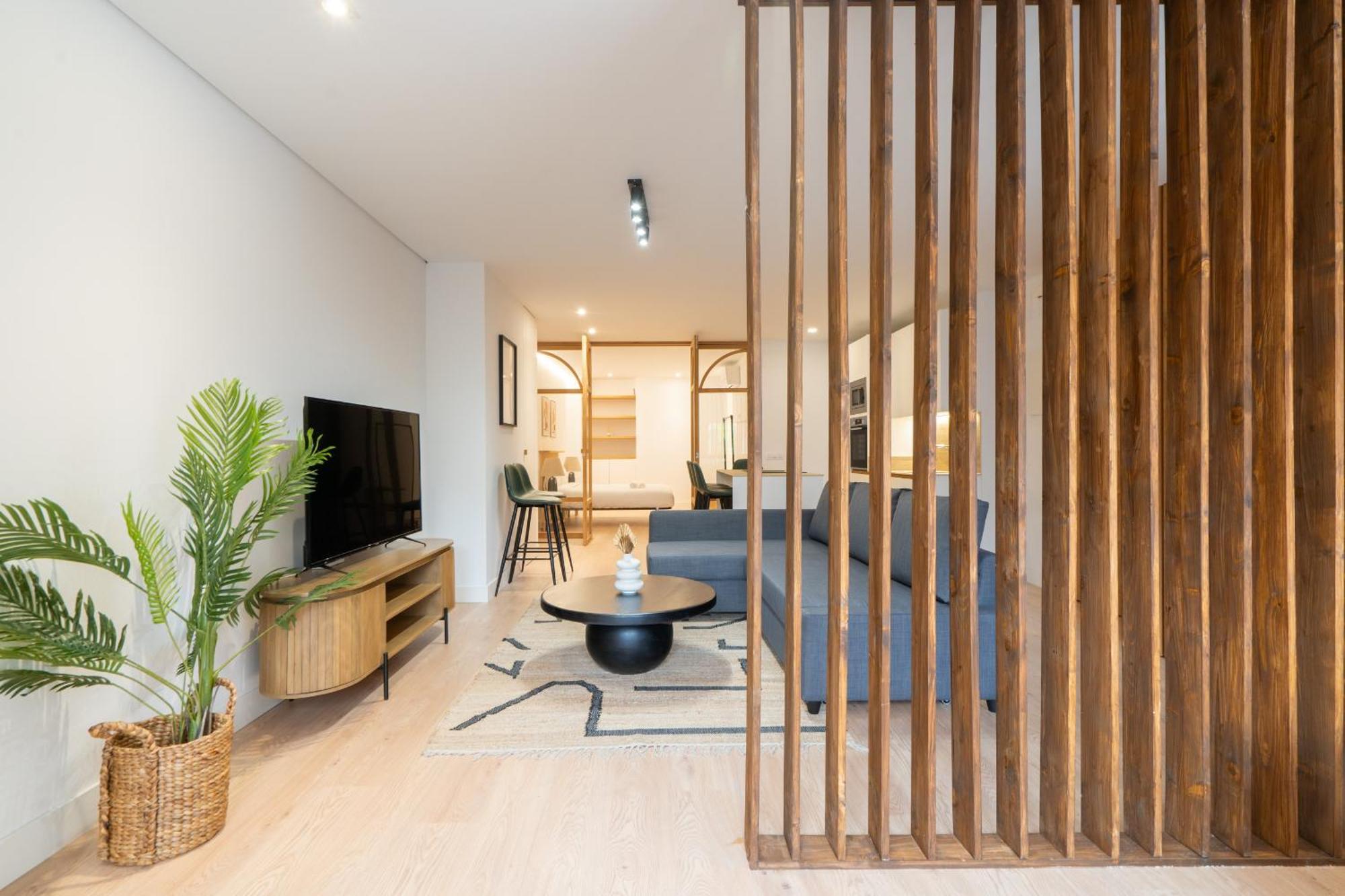 Apartamento Reformado Para 6 Personas En Plena Gran Via Alquiler Temporal Madryt Zewnętrze zdjęcie